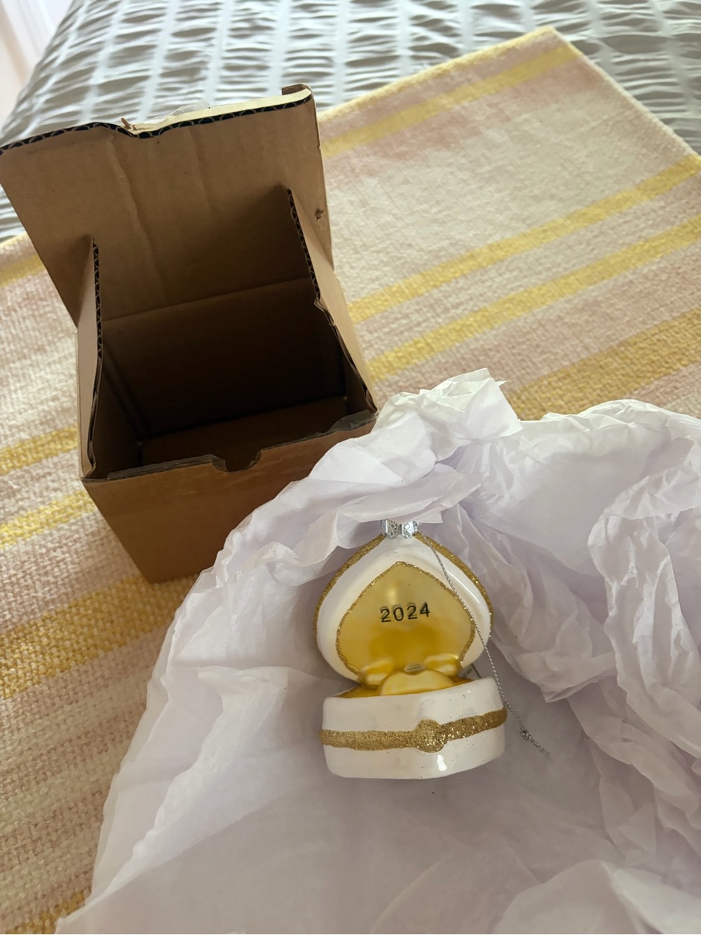 Gold and White 2024 Ring Box Ornament - Women Accessories
